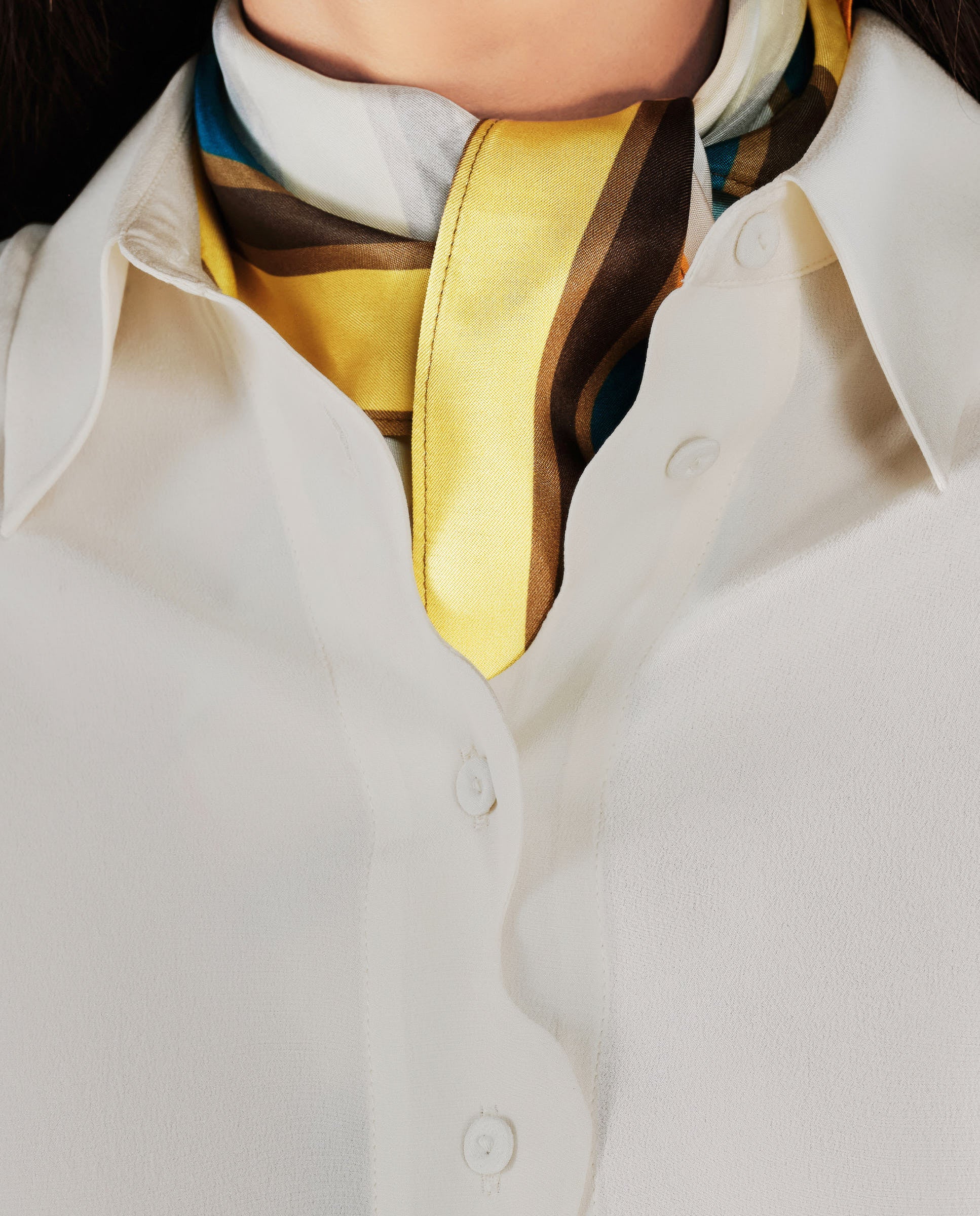 ALINA | Camisa de Seda con Detalle Festoneado