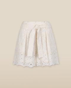 LULU | Shorts de Algodón Blanco con Bordado Inglés y Lazada Frontal