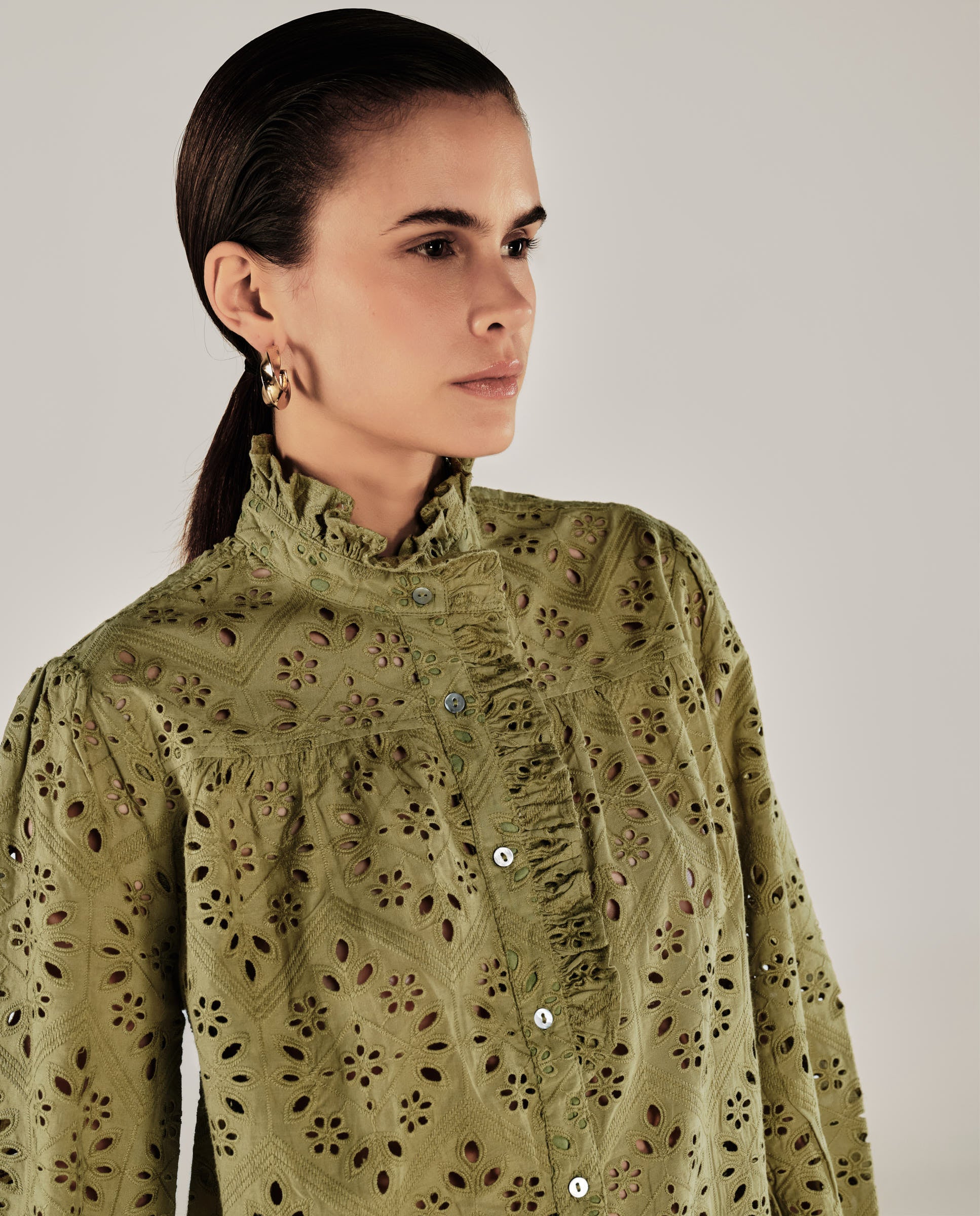 LULU | Blusa de Algodón con Bordado en Verde Suave