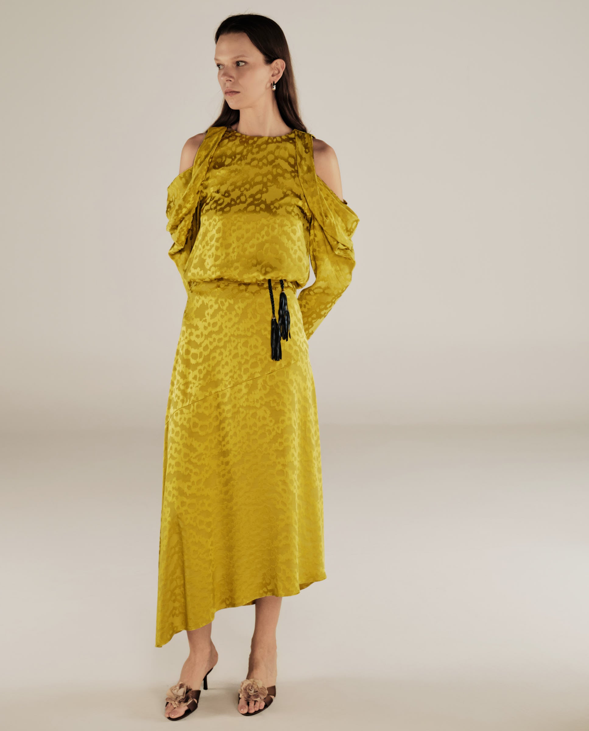 BHAKTI | Blusa de Jacquard Chartreuse con Hombros Descubiertos