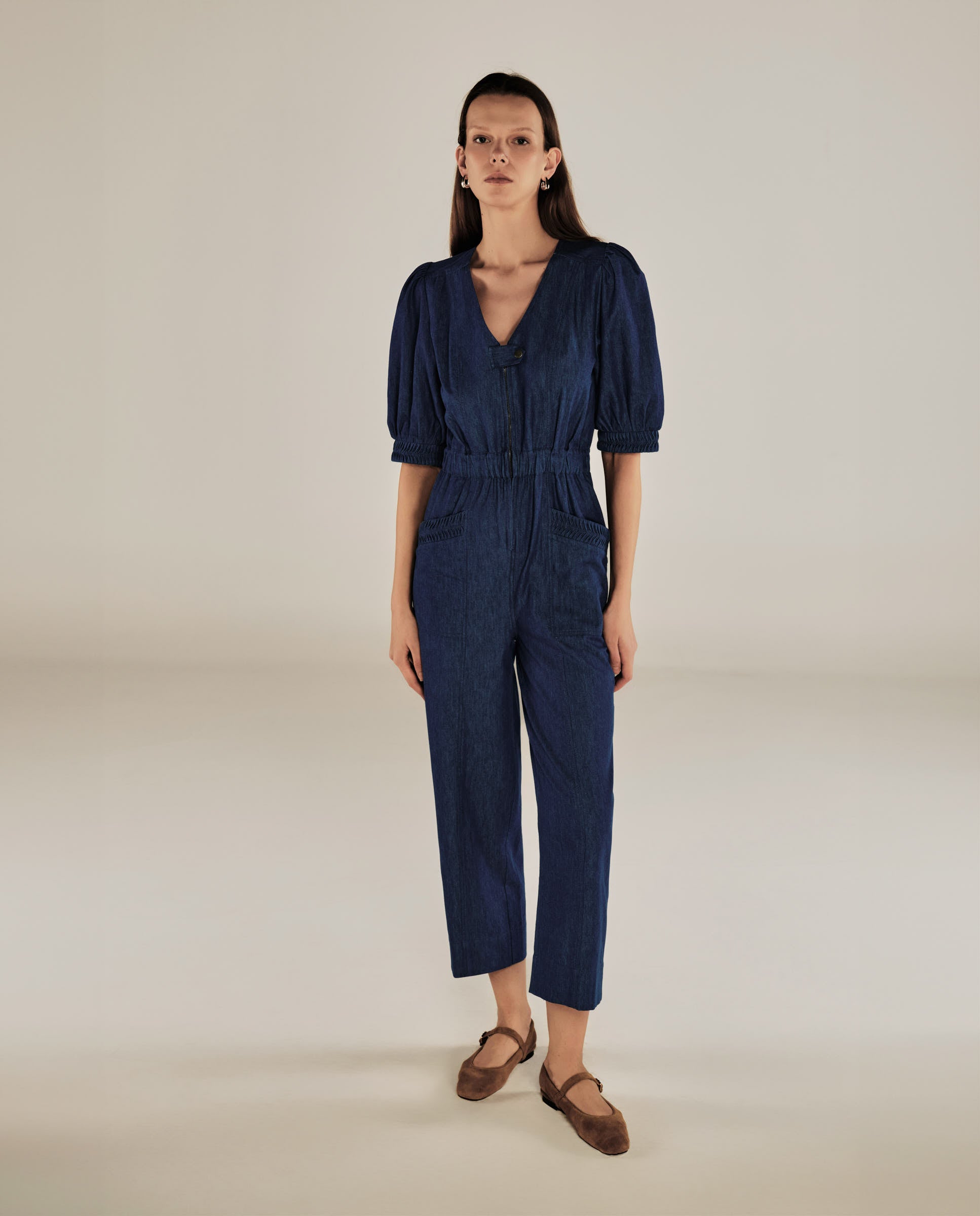 JANAT | Mono de Algodón Azul Denim con Detalle de Pliegues