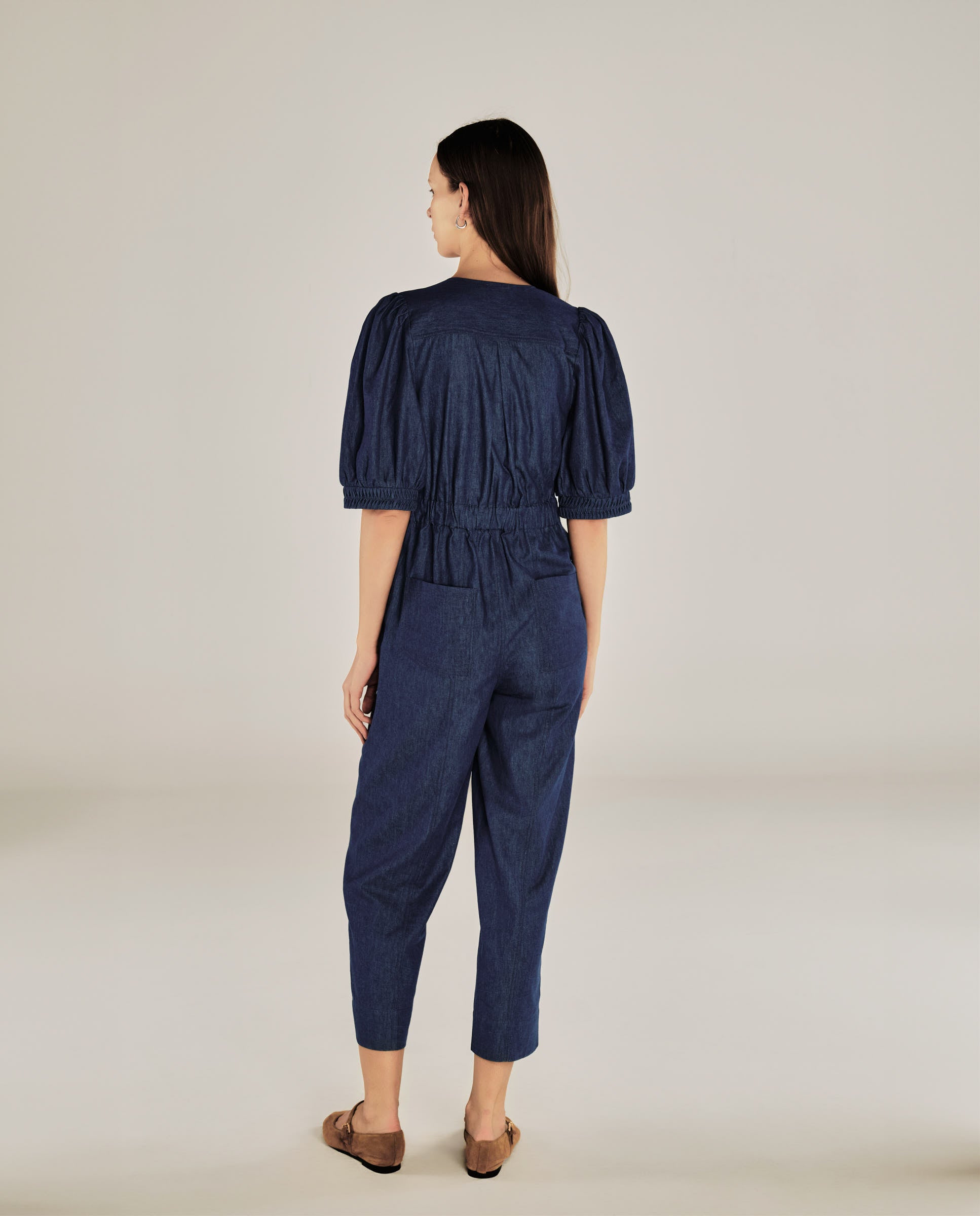 JANAT | Mono de Algodón Azul Denim con Detalle de Pliegues