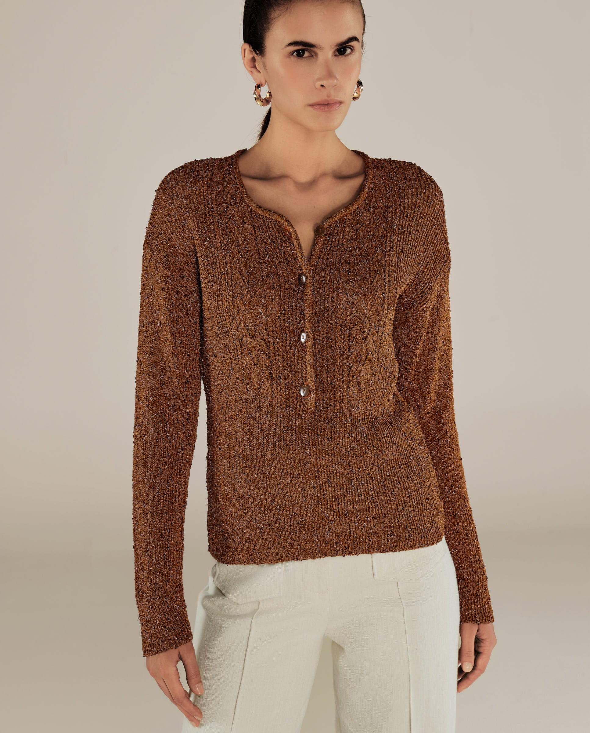 CLIVIA | Jersey con Botones Brillante en Ocre